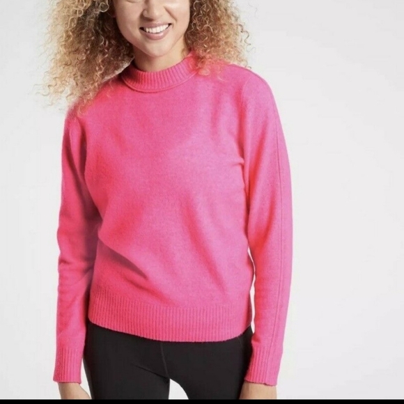 ATHLETA Crew Neck Pullover Hot Pink Extra Fine Merino Wool Soft Sweater - Picture 2 of 7